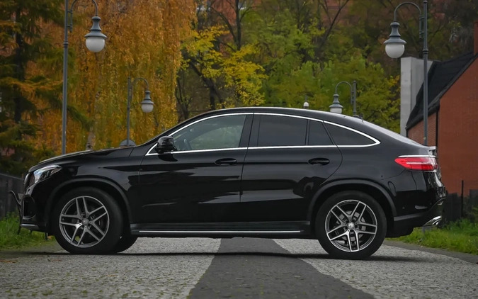 Mercedes-Benz GLE cena 189000 przebieg: 168000, rok produkcji 2016 z Tczew małe 277